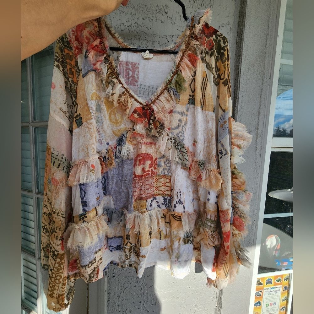 Tiny Anthropologie Bohemian Patchwork Ruffled Blo… - image 5